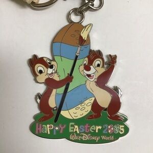 Disney Happy Easter Eggs 2005 Chip & Dale Pin Collector Lanyard 1500 Made NEW
